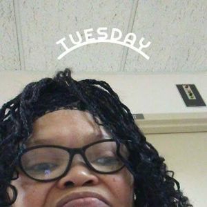 Meet your Posher, Dana